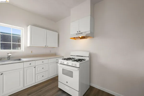 $3,350 | 203 Bissell Avenue, Unit 2, Richmond, CA 94801