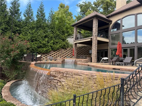 $3,295,000 | 1180 Brookhaven Lane, Sunrise Beach, MO 65079