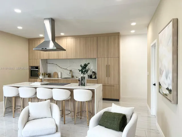 $5,800 | 2150 Southwest 46th Court, Unit 1, Dania Beach, FL 33312