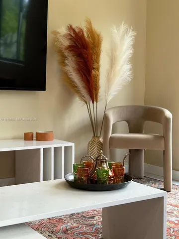 $5,800 | 2150 Southwest 46th Court, Unit 1, Dania Beach, FL 33312