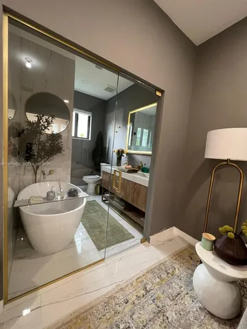 $5,800 | 2150 Southwest 46th Court, Unit 1, Dania Beach, FL 33312