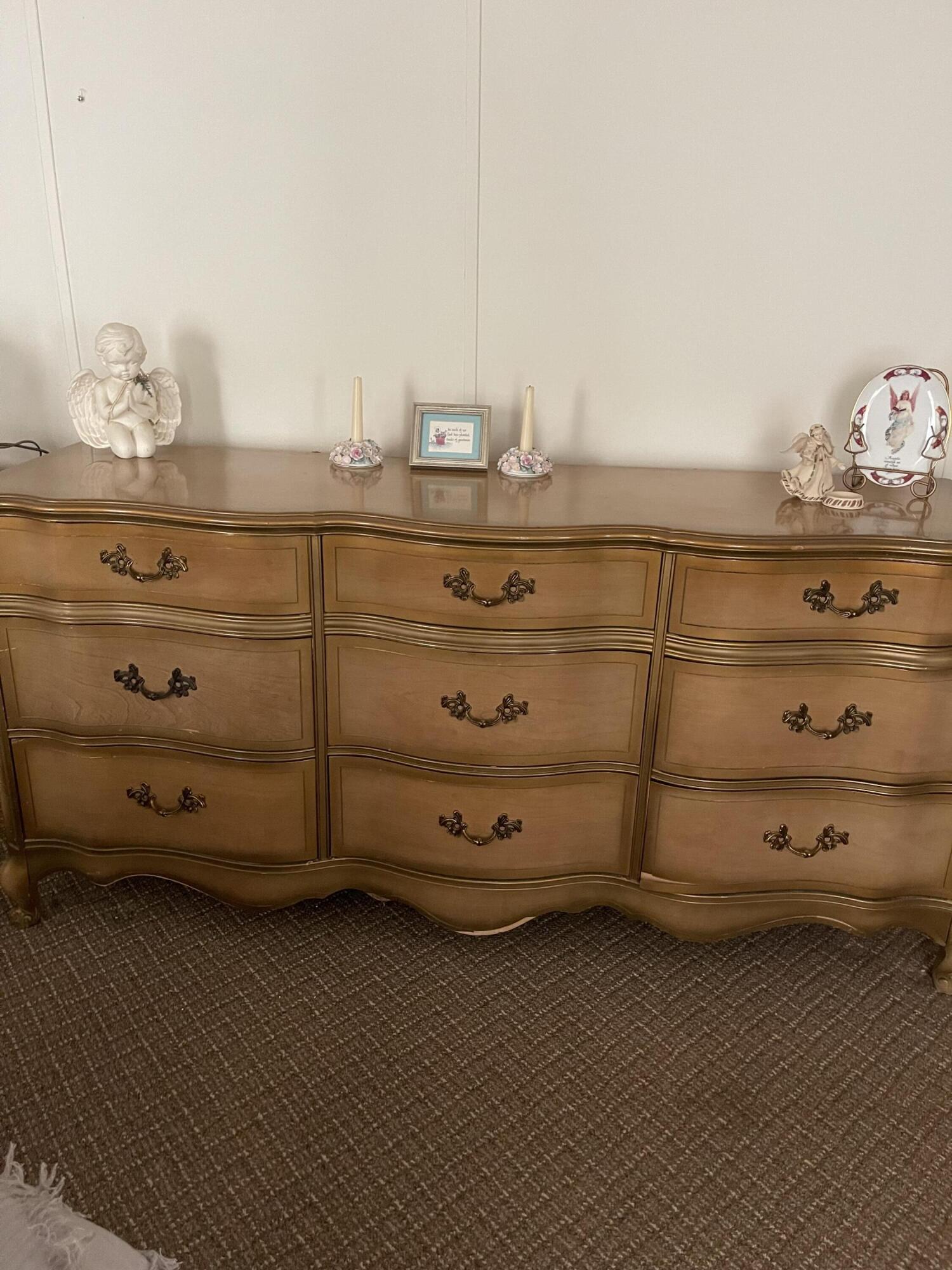 4609 Etterle Road Blythe, GA 30805 - Photo 8 of 13 Owners Dresser remains and its nice