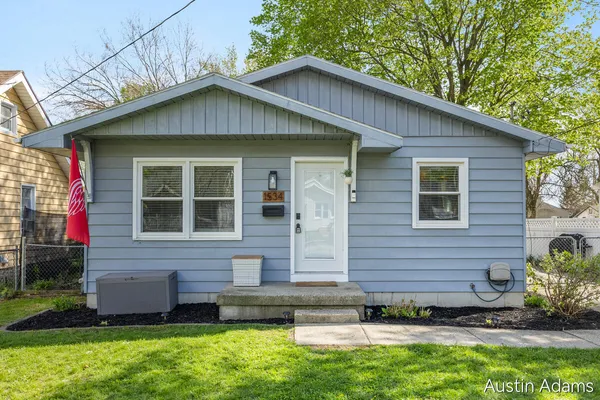 $274,900 | 1534 Mason Street Northeast, Grand Rapids, MI 49503