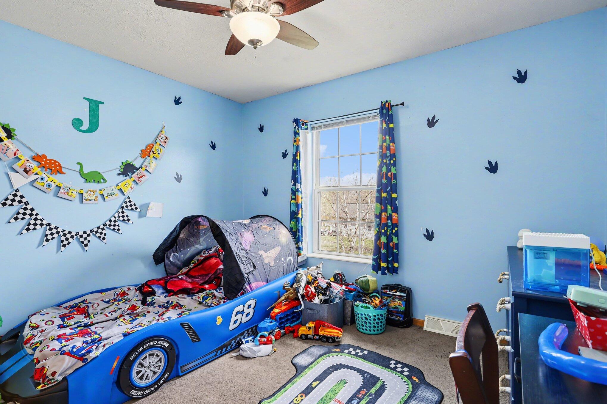 3967 Hennessey Road Watervliet, MI 49098 - Photo 14 of 23 Bedroom