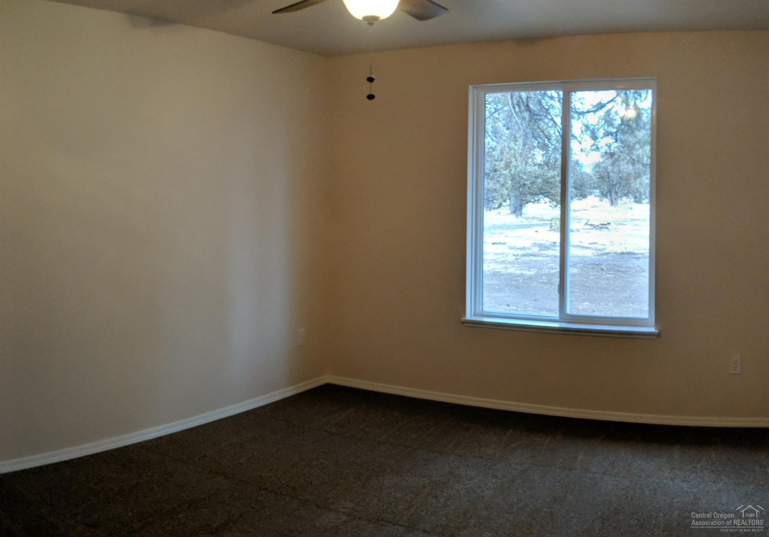 6484 Southwest Dingo Road Terrebonne, OR 97760 - Photo 13 of 20 Gallery Image 13