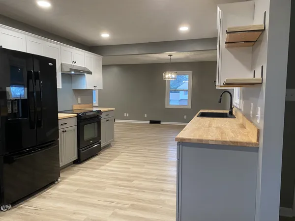 $245,000 | 107 Mark Drive, Hopkinsville, KY 42240