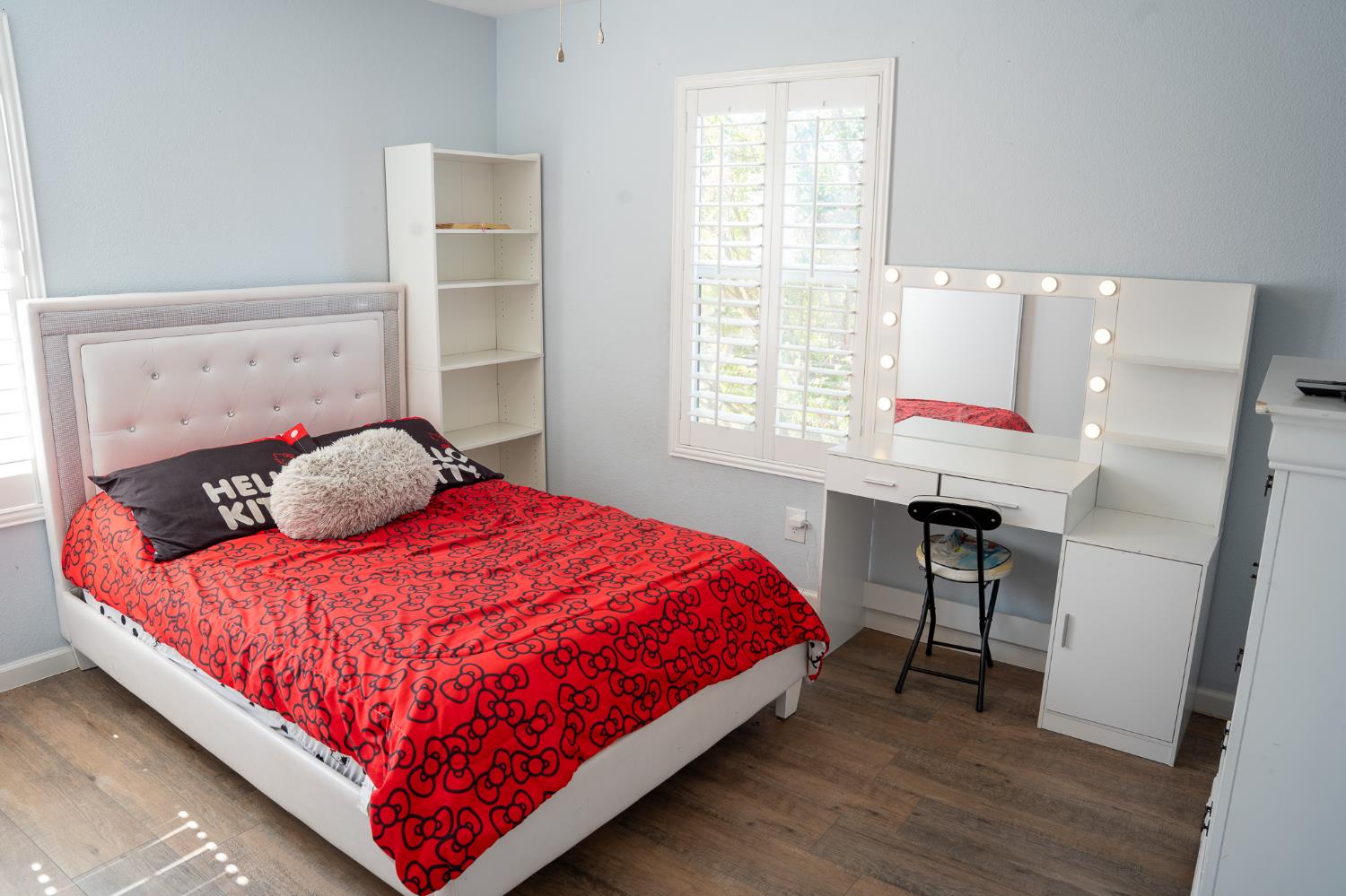 10961 Woolwich Way Mather, CA 95655 - Photo 16 of 28 a bed sitting in a bedroom next to a window