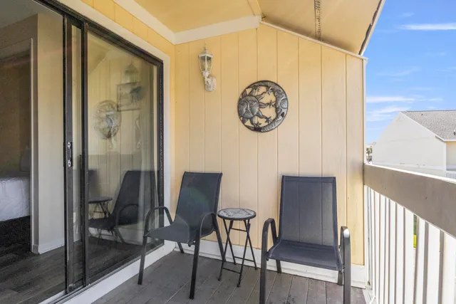 a view of a hallway with elevator