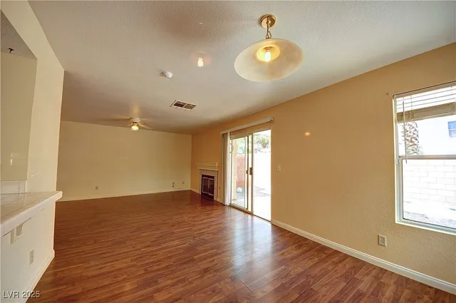 $2,195 | 8332 Monico Valley Court, Las Vegas, NV 89128