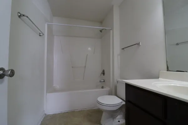 $730 | 3000 South Adams Street, Unit 824, Tallahassee, FL 32301