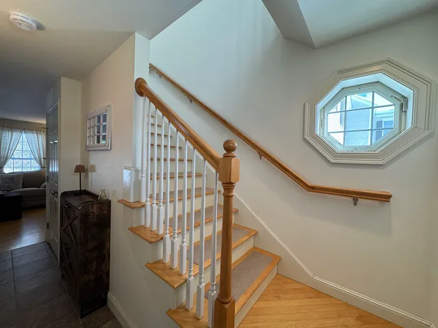 $385,000 | 306 River Grant Drive, Unit 306, Hopkinton, NH 03229