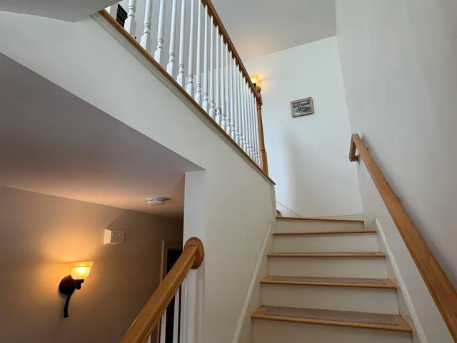 $385,000 | 306 River Grant Drive, Unit 306, Hopkinton, NH 03229