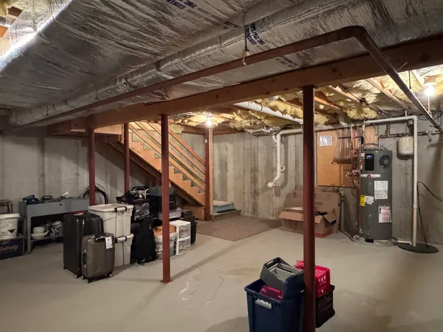 $385,000 | 306 River Grant Drive, Unit 306, Hopkinton, NH 03229