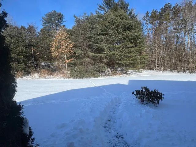 $385,000 | 306 River Grant Drive, Unit 306, Hopkinton, NH 03229