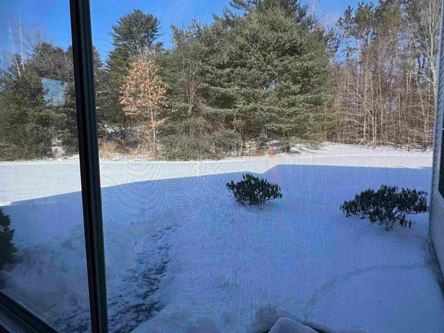 $385,000 | 306 River Grant Drive, Unit 306, Hopkinton, NH 03229