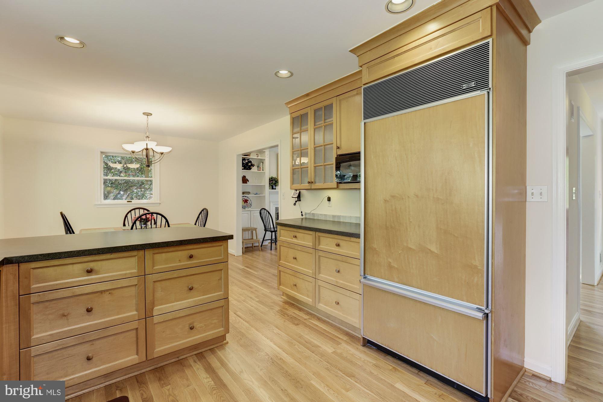 7609 Sebago Road Bethesda, MD 20817 - Photo 6 of 46 Kitchen (hardwood floors refinished 2019)