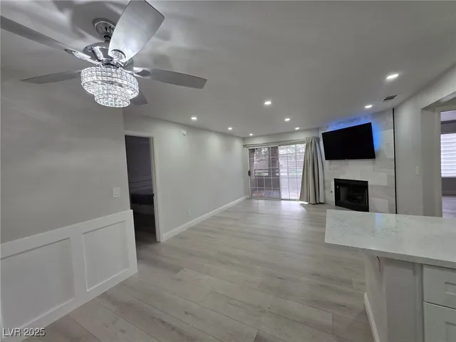 $2,100 | 2200 South Fort Apache Road, Unit 1048, Las Vegas, NV 89117