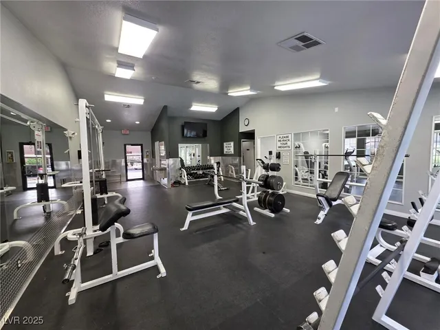 $2,100 | 2200 South Fort Apache Road, Unit 1048, Las Vegas, NV 89117