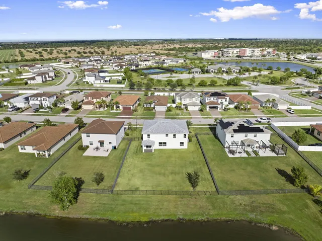 $620,000 | 12434 Northwest Lynch Lane, Port St. Lucie, FL 34987