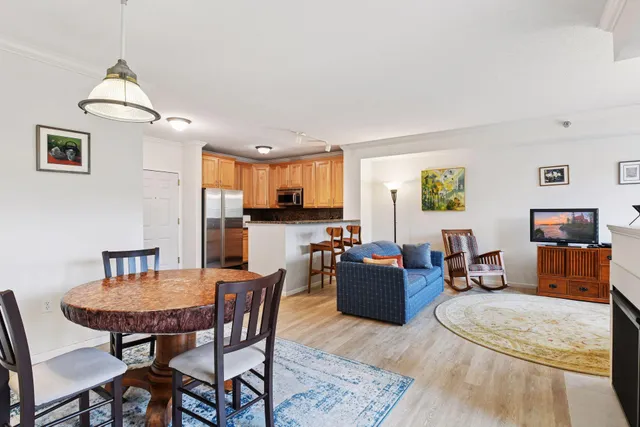 $2,595 | 675 North 1st Street, Unit 402, Minneapolis, MN 55401