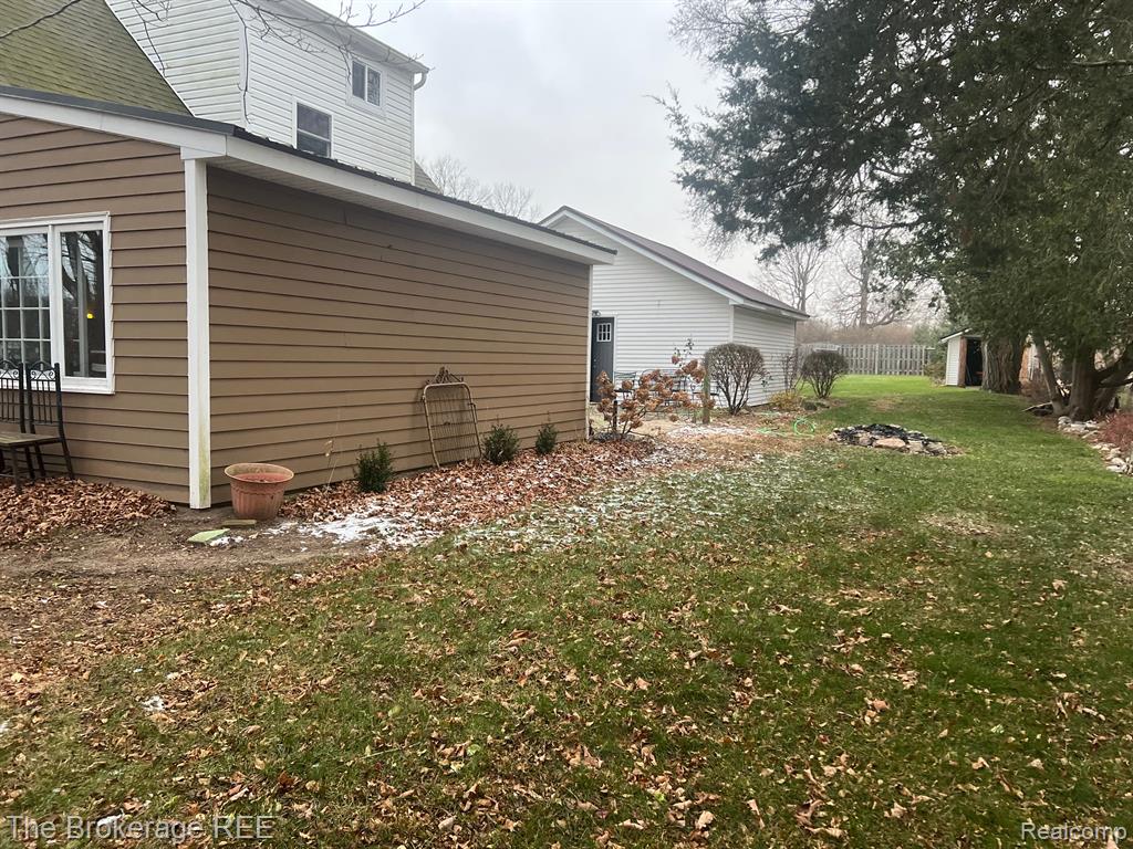 5432 Genesee Road Lapeer, MI 48446 - Photo 11 of 49