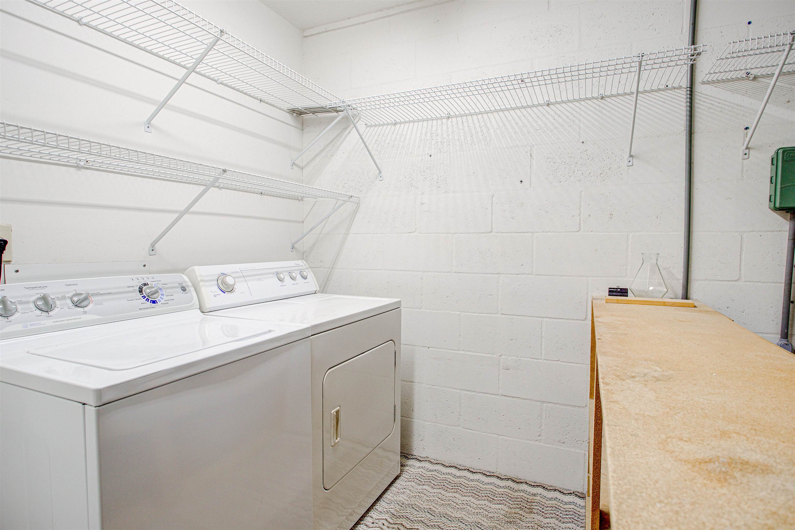 21 Atlantic Oaks Circle St. Augustine, FL 32080 - Photo 14 of 21 a utility room with dryer and washer