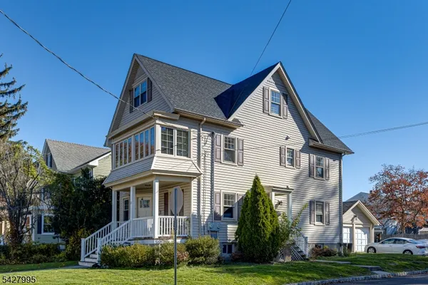 $3,250 | 35 Burnside Avenue, Unit B, Cranford, NJ 07016