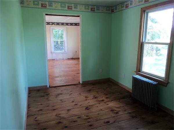 7 Blackmer Road Dudley, MA 01571 - Photo 5 of 13 Gallery Image 5