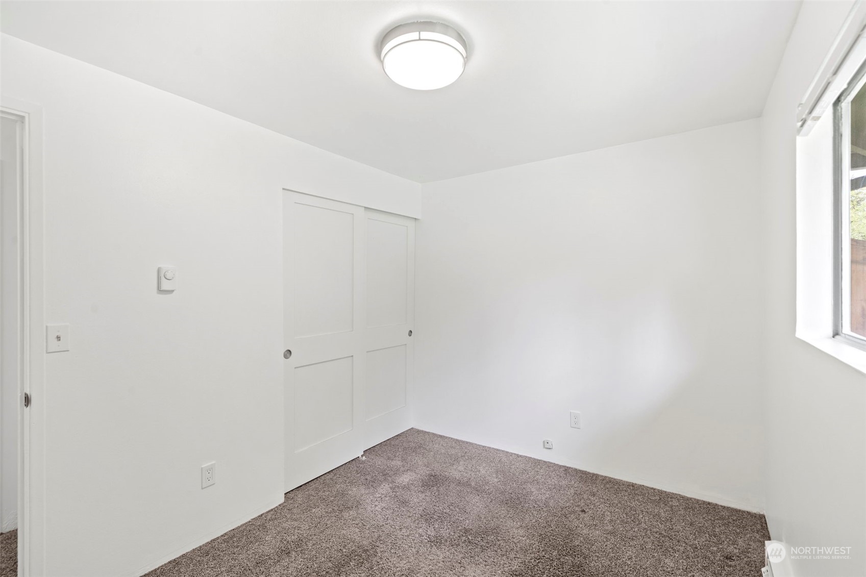 19427 29th Avenue Southeast Bothell, WA 98012 - Photo 17 of 24 Gallery Image 17