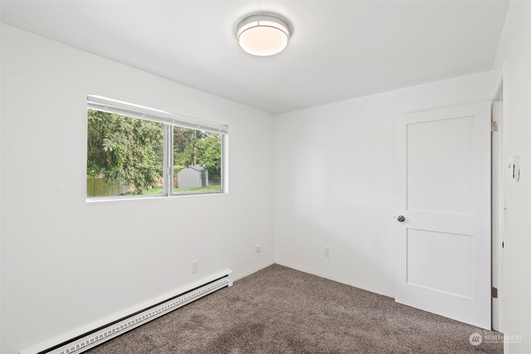 19427 29th Avenue Southeast Bothell, WA 98012 - Photo 18 of 24 Gallery Image 18