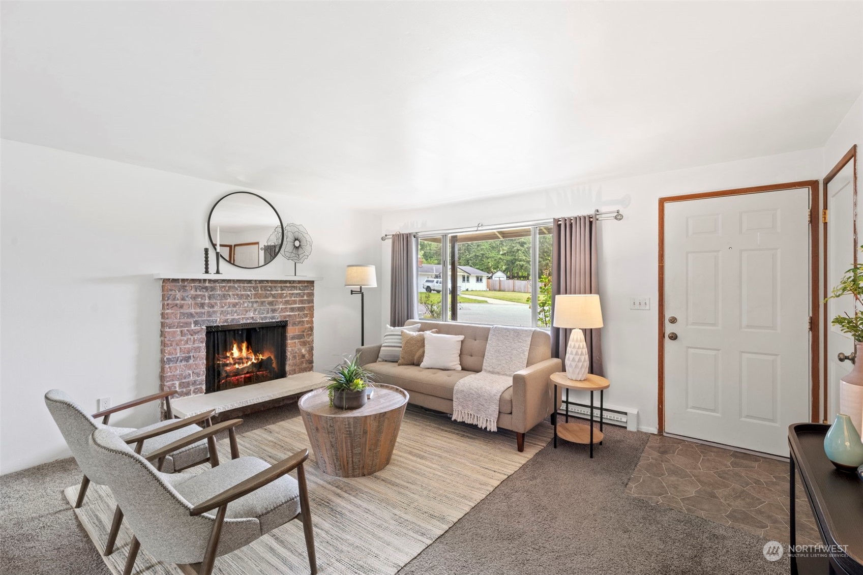 19427 29th Avenue Southeast Bothell, WA 98012 - Photo 4 of 24 Gallery Image 4