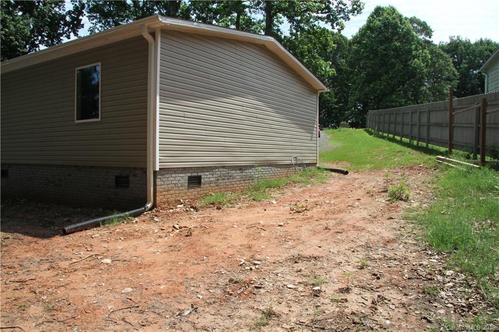 2448 Ridgecrest Drive Stanley, NC 28164 - Photo 13 of 29 Gallery Image 13