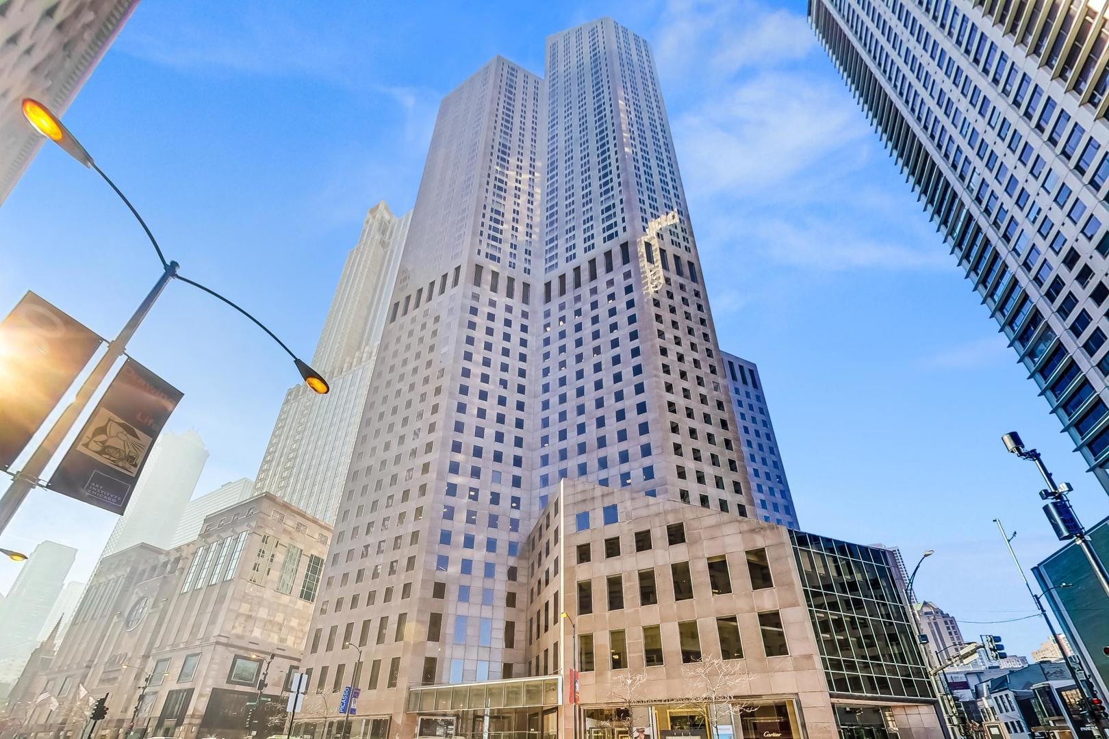 950 North Michigan Ave Unit 4105  