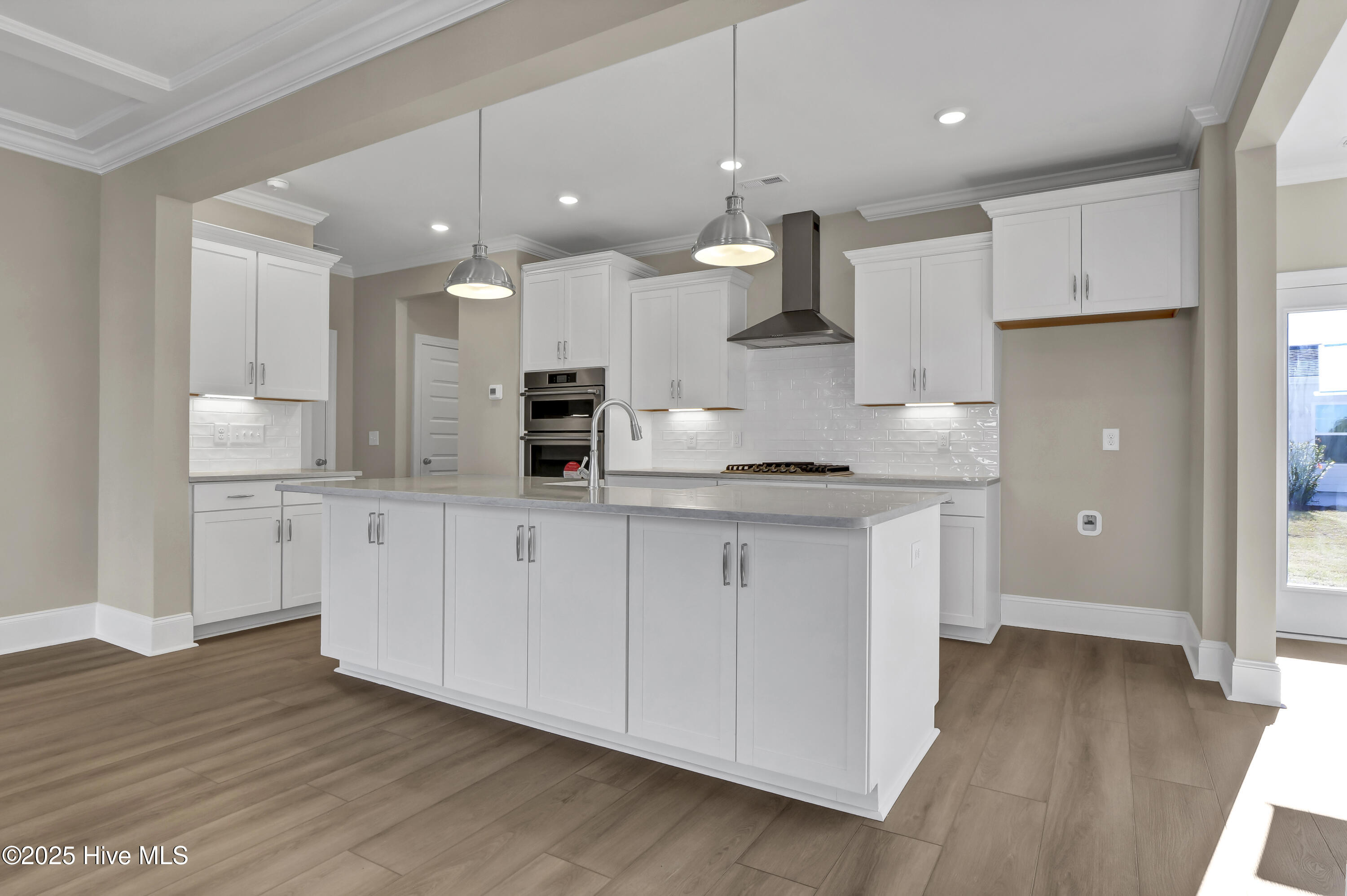 102 Planters Walk Hampstead, NC 28443 - Photo 11 of 52 Kitchen 1