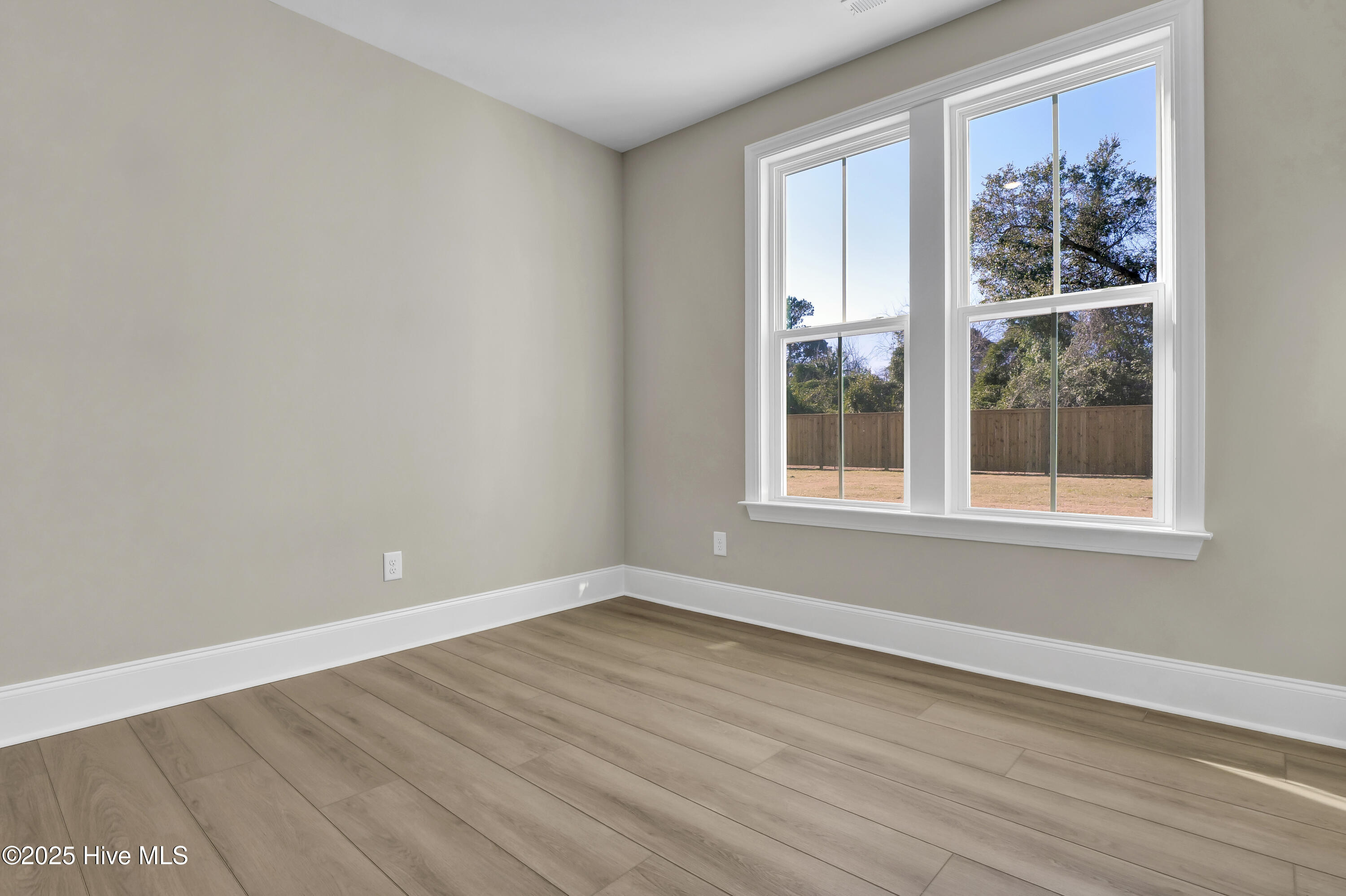 102 Planters Walk Hampstead, NC 28443 - Photo 19 of 52 Guest/Flex 1