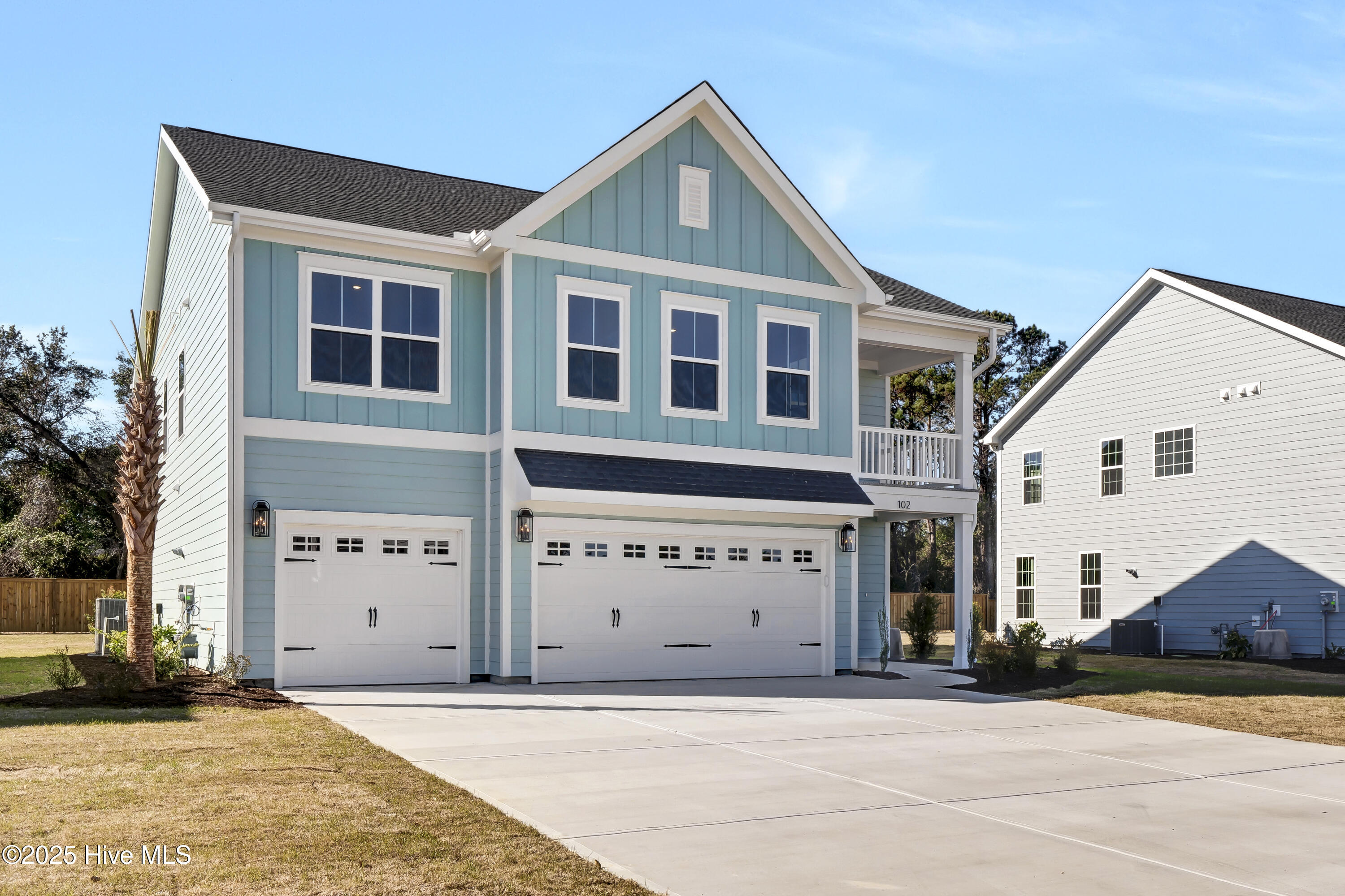 102 Planters Walk Hampstead, NC 28443 - Photo 3 of 52 Front Exterior 3