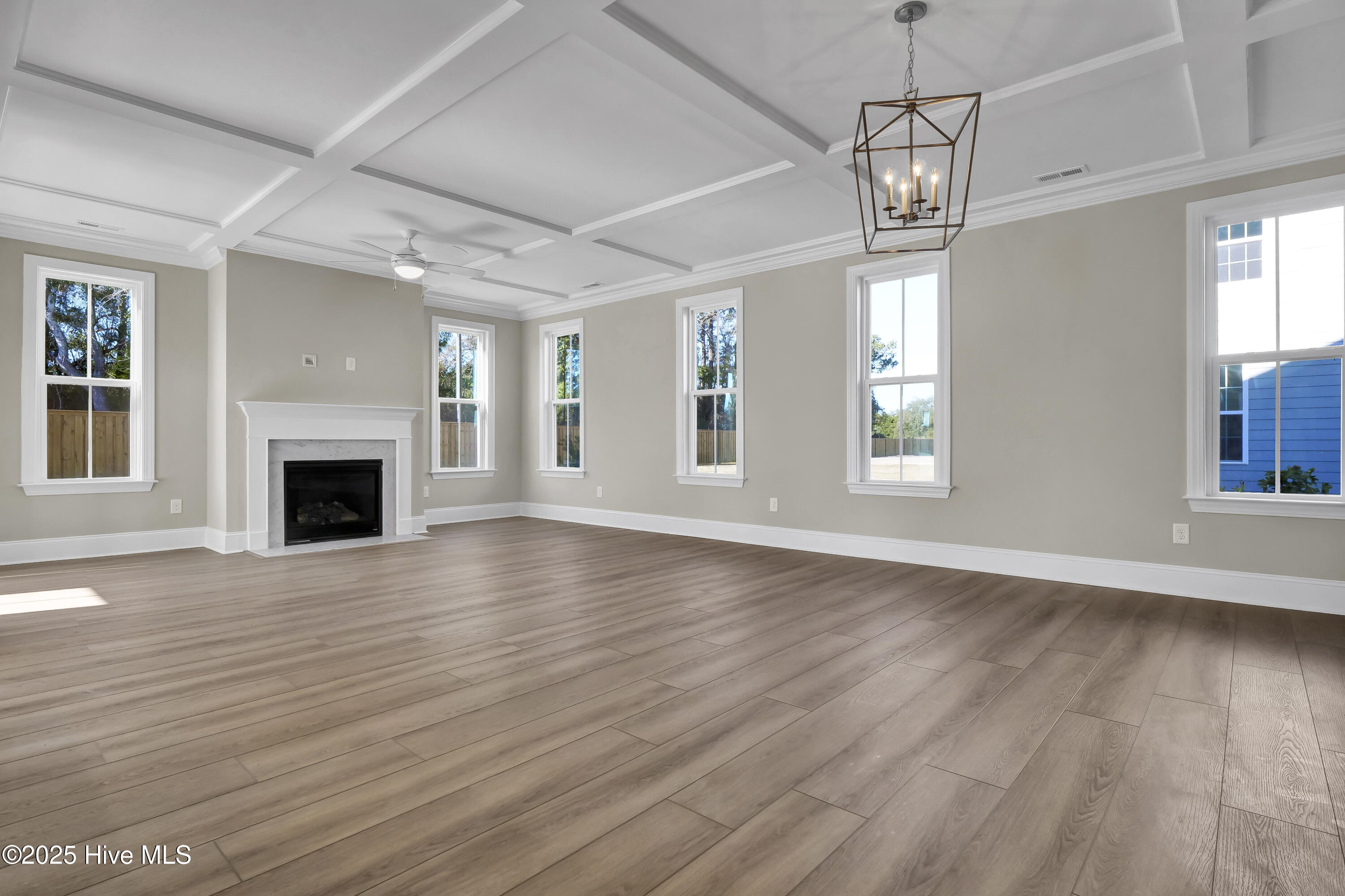 102 Planters Walk Hampstead, NC 28443 - Photo 9 of 52 Living Room 3