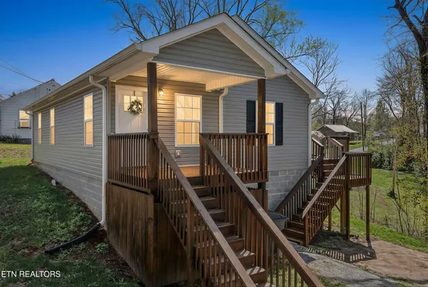 $234,900 | 219 East Bronson Street, Sparta, TN 38583