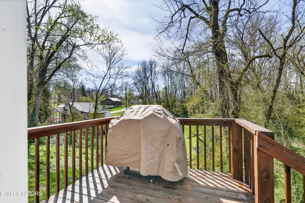 $234,900 | 219 East Bronson Street, Sparta, TN 38583