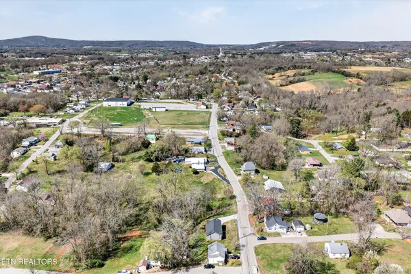 $234,900 | 219 East Bronson Street, Sparta, TN 38583