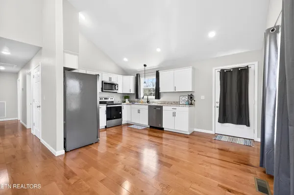 $234,900 | 219 East Bronson Street, Sparta, TN 38583