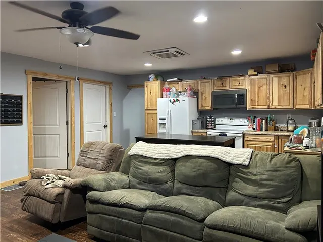 $70,000 | 809 South Park Boulevard, Independence, KS 67301