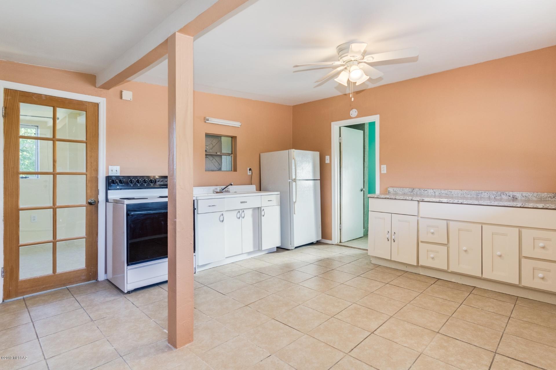 9350 North Shannon Road Tucson, AZ 85742 - Photo 26 of 37
