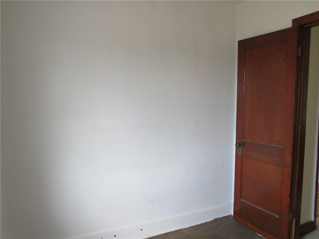 127 Maple Street Rochester, PA 15074 - Photo 2 of 39