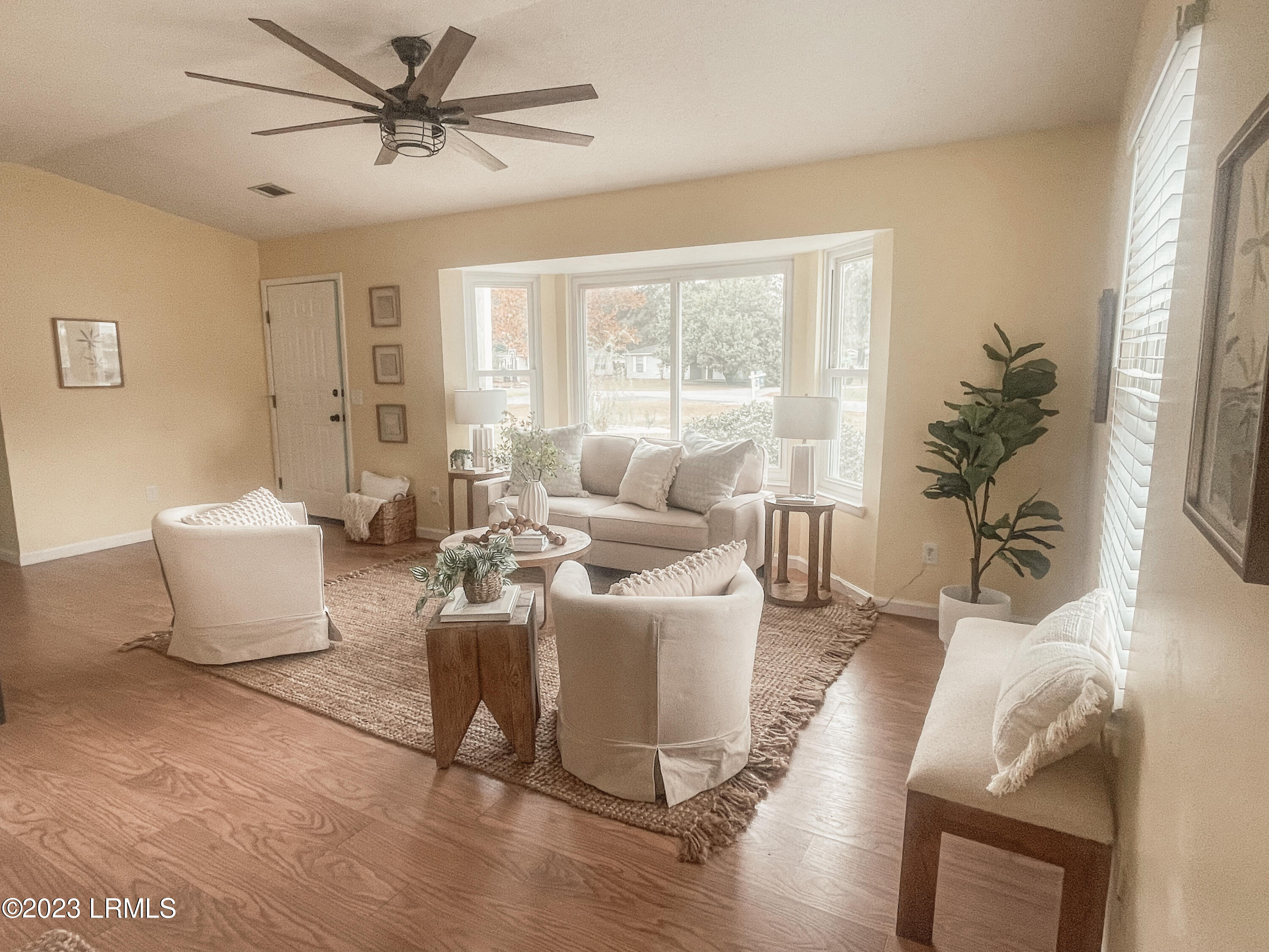 2 Quail Ridge Loop Beaufort, SC 29906 - Photo 2 of 23 BBDA6F70-30DA-4BA7-8032-6F05754D553E