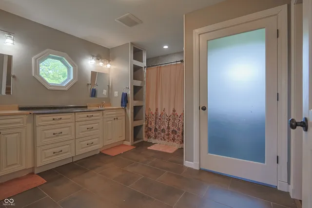 $349,900 | 4340 West County Road 1100 South, Paris Crossing, IN 47270