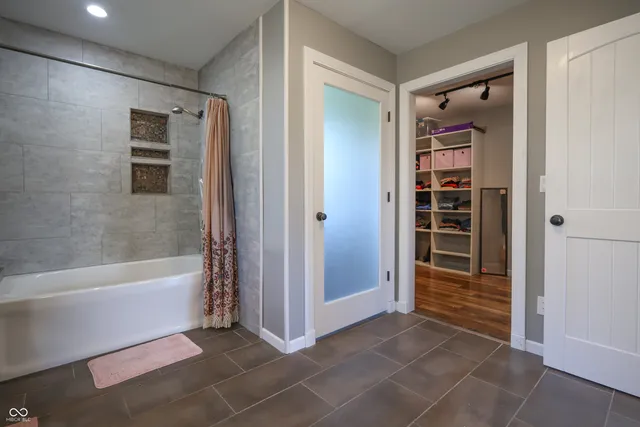 $349,900 | 4340 West County Road 1100 South, Paris Crossing, IN 47270