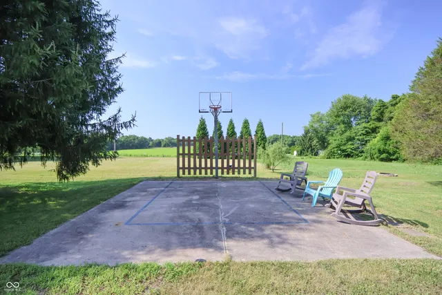 $349,900 | 4340 West County Road 1100 South, Paris Crossing, IN 47270