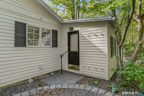 $795,000 | 4 Topping Lane, Norwalk, CT 06854