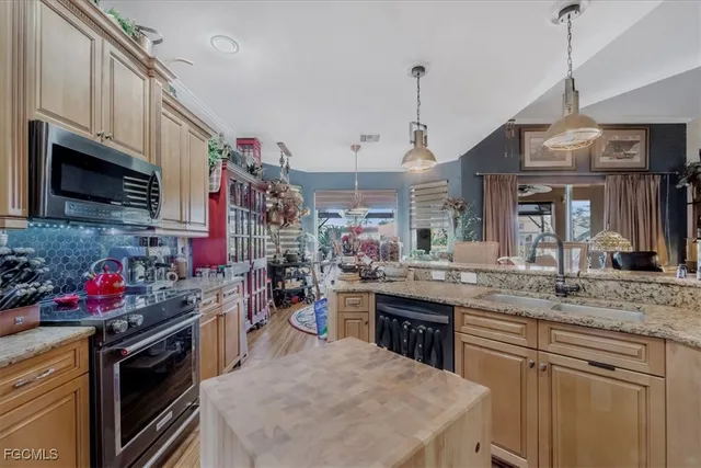 $575,000 | 12839 Stone Tower Loop, Fort Myers, FL 33913